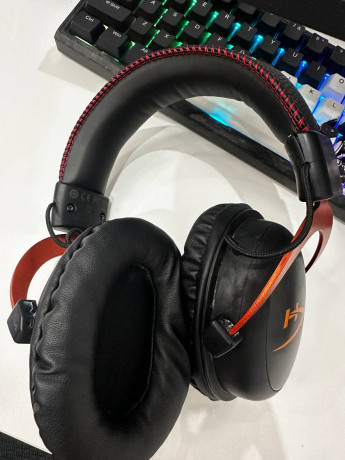 prodam-hyperx-cloud-2-novoe-ogolove-i-novye-ambiusury-bez-zvukovoi-karty-12k-big-2