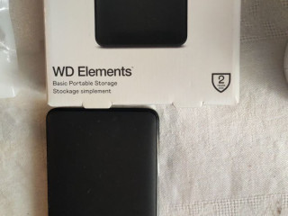 prodam-vnesnii-zestkii-disk-wd-elements-na-1tb-s-kosiakom