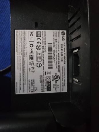 monitor-lg-w1943s-big-2