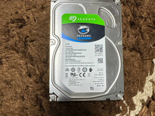 prodam-zestkii-disk-seagate-skyhawk-4tb
