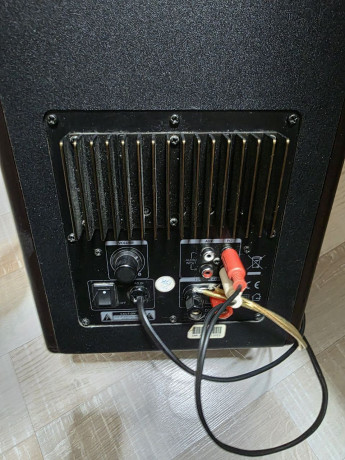 prodam-astana-microlab-solo-6c-100vat-v-otlicnom-sostoianii-est-pult-35000tg-big-2