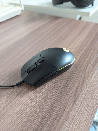 igrovaia-mys-myska-logitech-g102-prodigy-v-xorosem-sostoianii-big-1