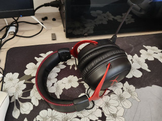 besprovodnye-nausniki-hyperx-cloud-ii-wireless-v-novom-sostoianii-polzovalsia-1-mesiac-korobka-imee