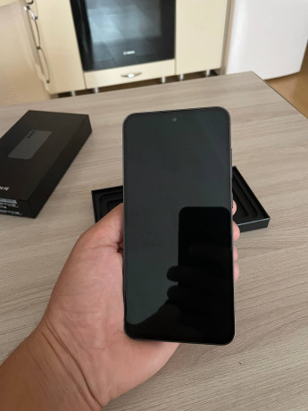 samsung-s24fe-big-0