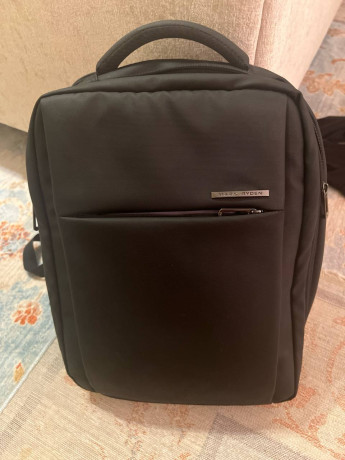 prodam-noutbuk-asus-rog-strix-15-big-1