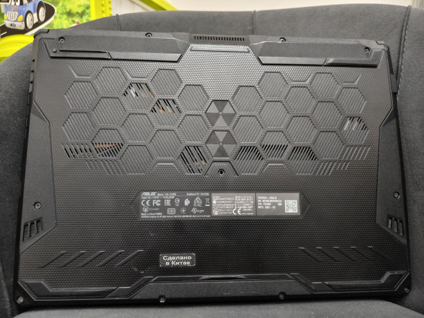 noutbuk-asus-tuf-f15-ryzen-7-4800h-rtx-2060-obsluzena-vesnoi-ne-rabotaet-akkumuliator-big-4
