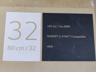ishhu-lg-32gn50r-monitor-donor-s-ne-rabocei-platoi-so-slomannym-korpusom-glavnoe-ekran-byl-zivoi-po