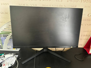 monitor-samsung-24-diuima-75-gerc