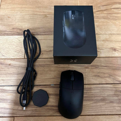 obmeniaiu-hitscan-hyperlight-na-zowie-ec3-cw-big-0