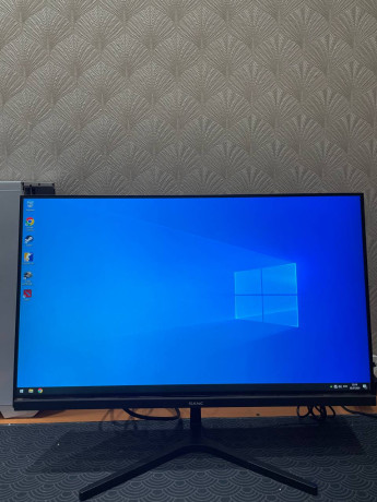 monitor-165-gerc-24-diuima-so-vsemi-provodami-v-komplekte-v-xorosem-sostoianii-big-0