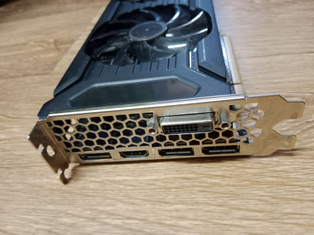 videokarta-gf-gtx1060-6gb-palit-big-1