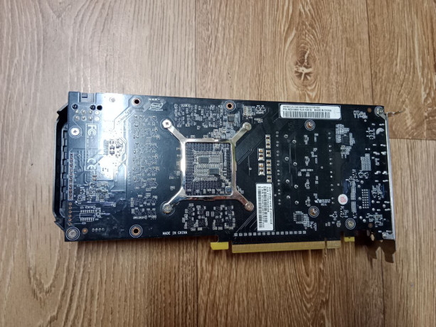 videokarta-gf-gtx1060-6gb-palit-big-2