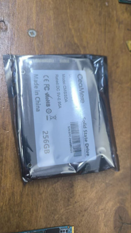 ssd-256gb-25-format-1-god-garantii-cena-7500tg-g-almaty-big-0