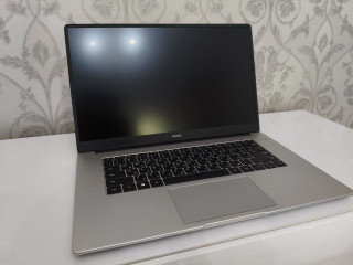 ultrabuk-huawei-matebook-d15-kak-novyi