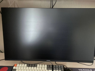 prodam-monitor-xiaomi