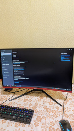 prodam-izognutyi-monitor-sanc-m2736pb-big-0