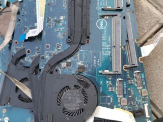 materinskaia-plata-dell-latitude-7490-est-v-kolicestve