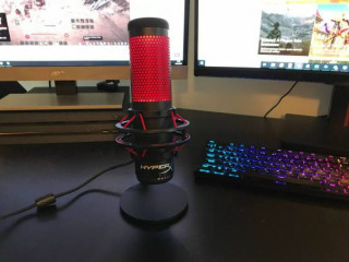 mikrofon-hyperx-quadcast