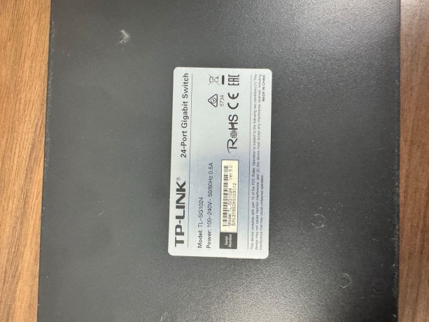 24-portovyi-xab-tp-link-switch-big-1